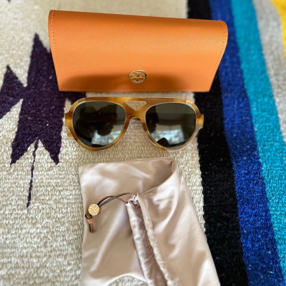 Tory Burch Aviators